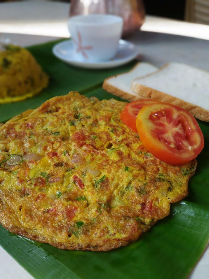 Dāpoli Bangli, The Finest Konkan Living酒店 外观 照片